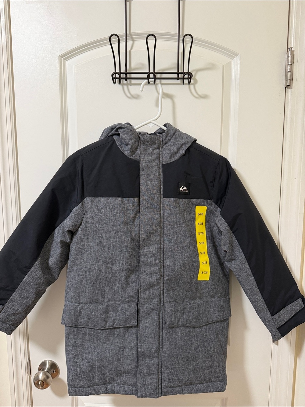 Quiksilver Youth Parka Size 7/8